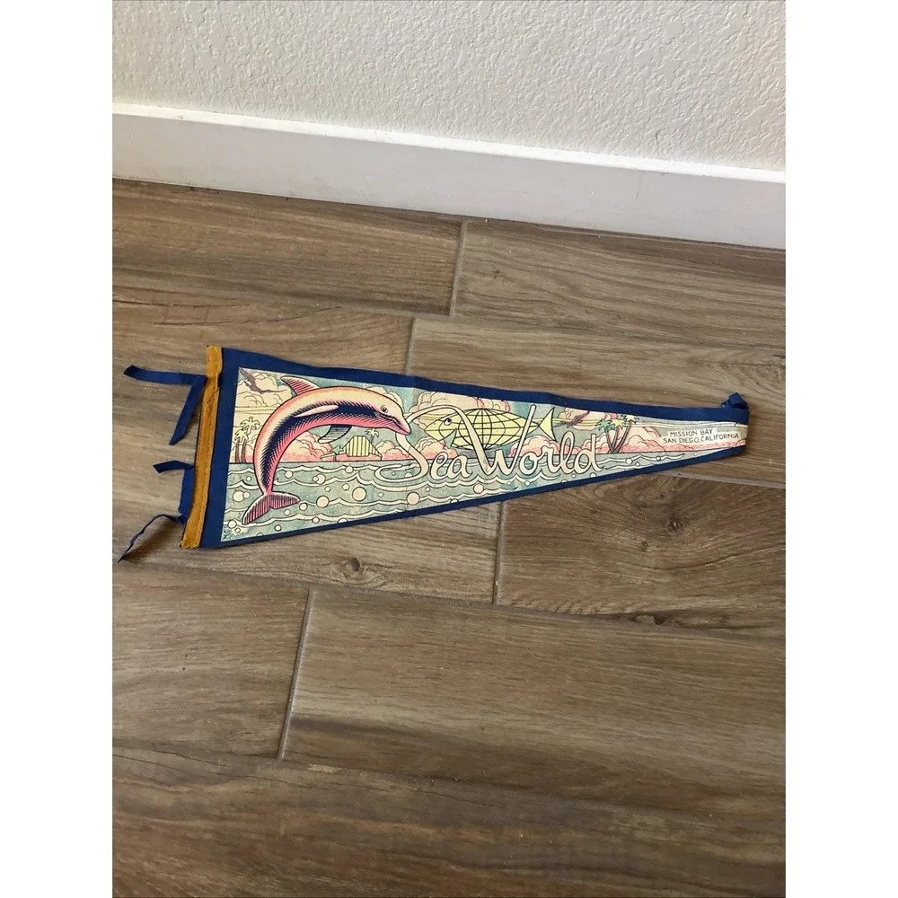 Vintage Original Seaworld San Diego, California Souvenir 23